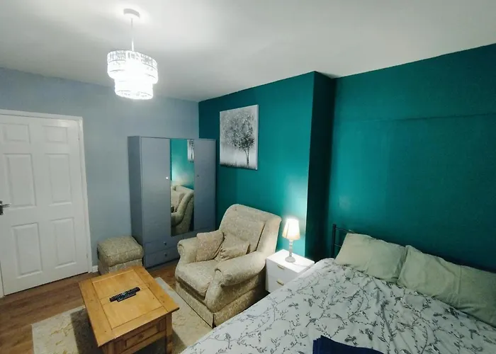 We Henbury Privat bolig