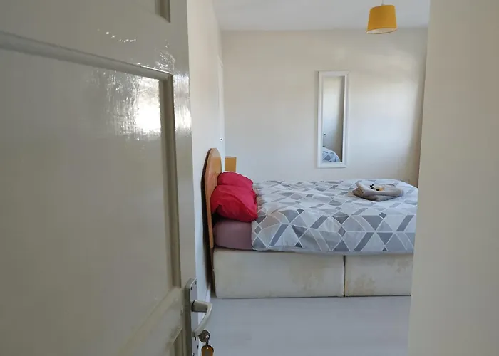 We Henbury Homestay Bristol