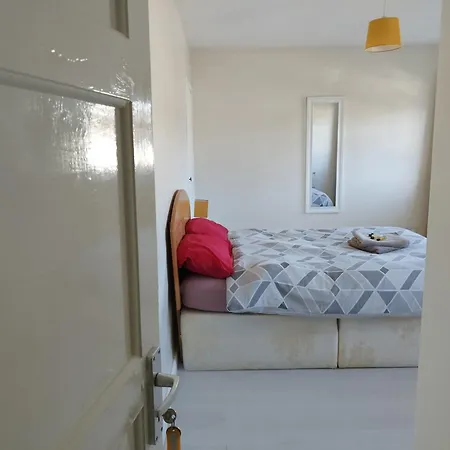 We Henbury Проживання в сім'ї Бристоль